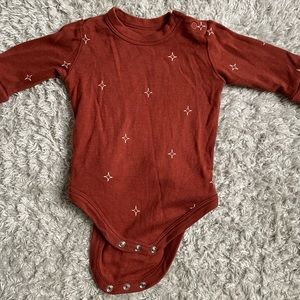 Goumi 3-6 month bodysuit